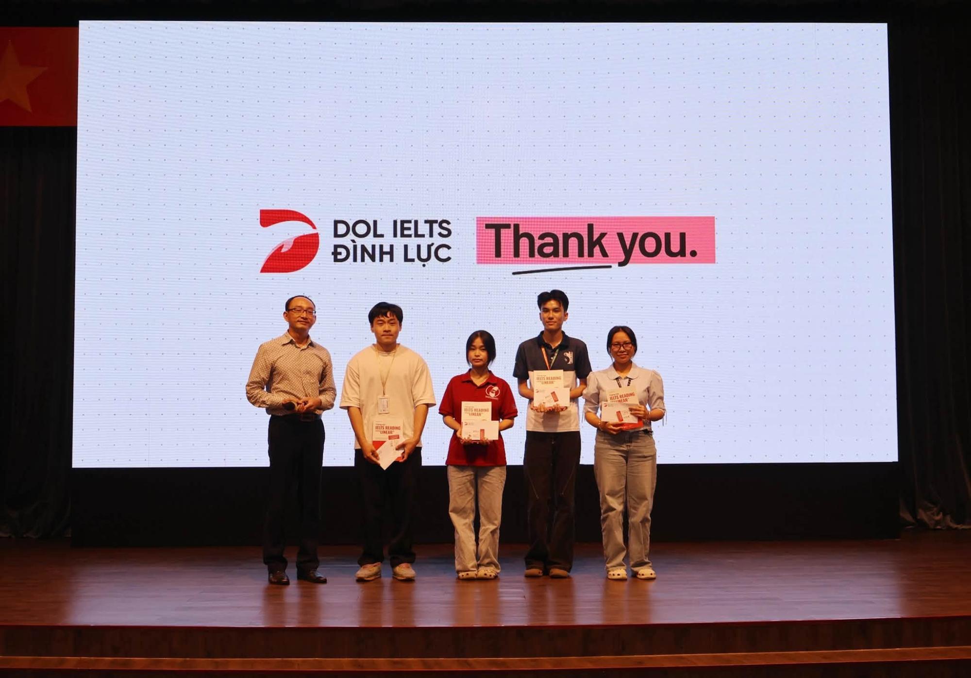 Faculty representatives, DOL English speakers, and students