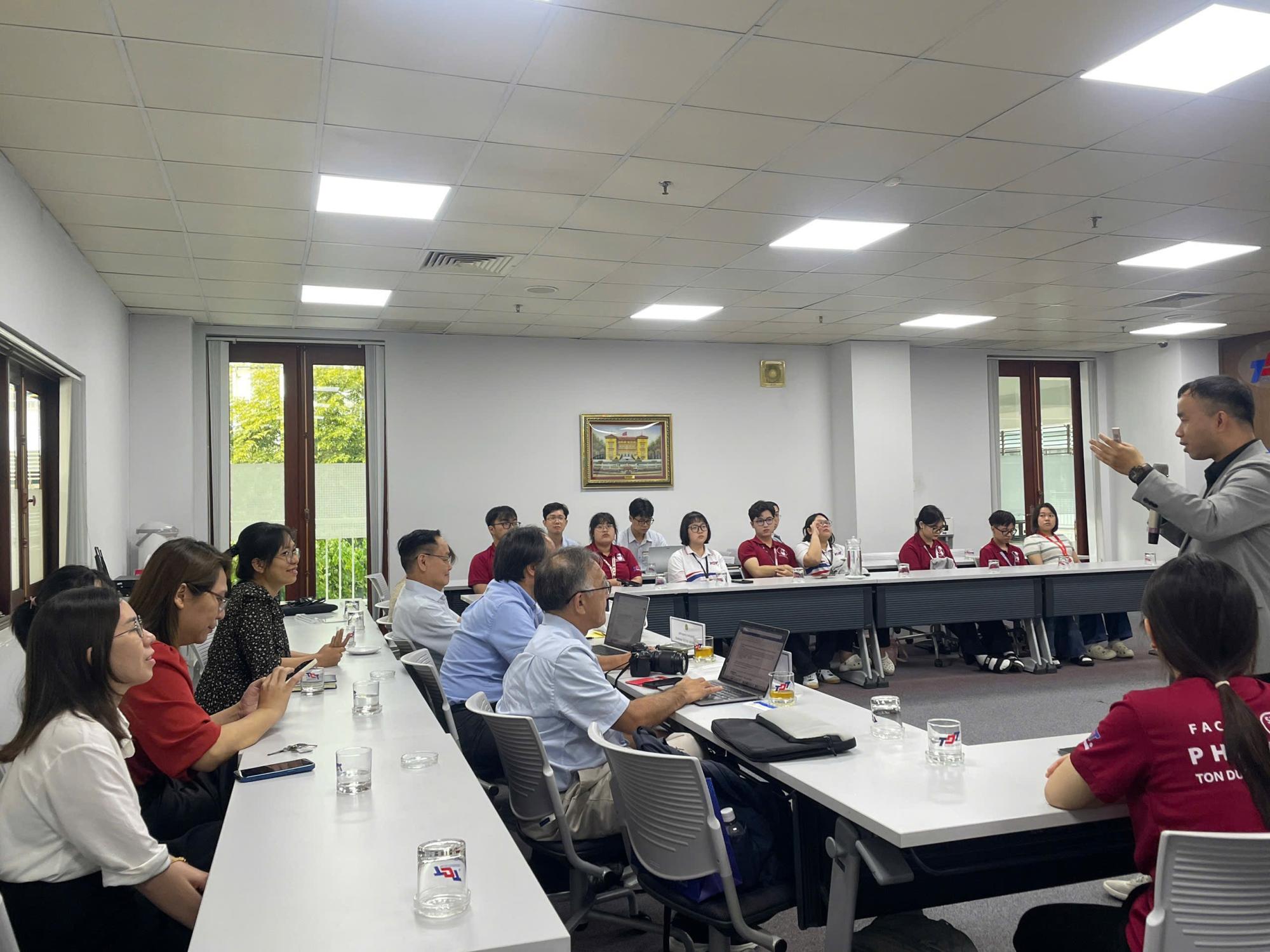 Seminar image 9