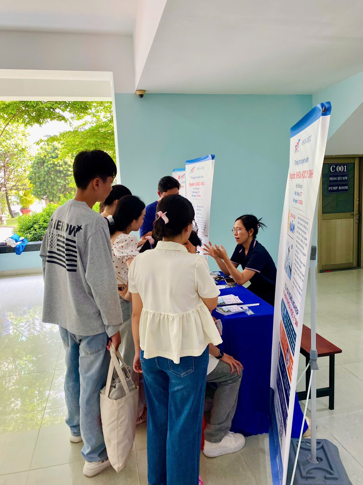 Hướng nghiệp THPT Lưu Văn Liệt (Vĩnh Long) 